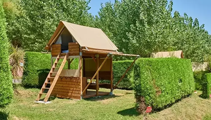 Camping Les 4 Chênes.