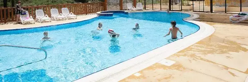 Zwembad Camping Les Bruyères