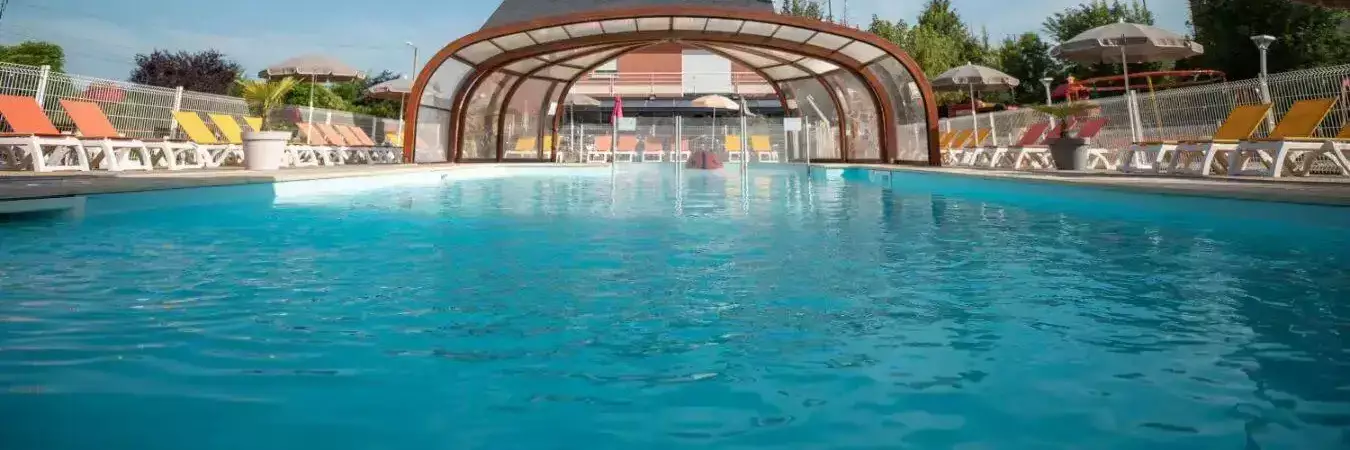 Zwembad Camping Les Calquières