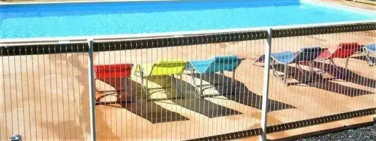 Piscina Camping Les Cantarelles