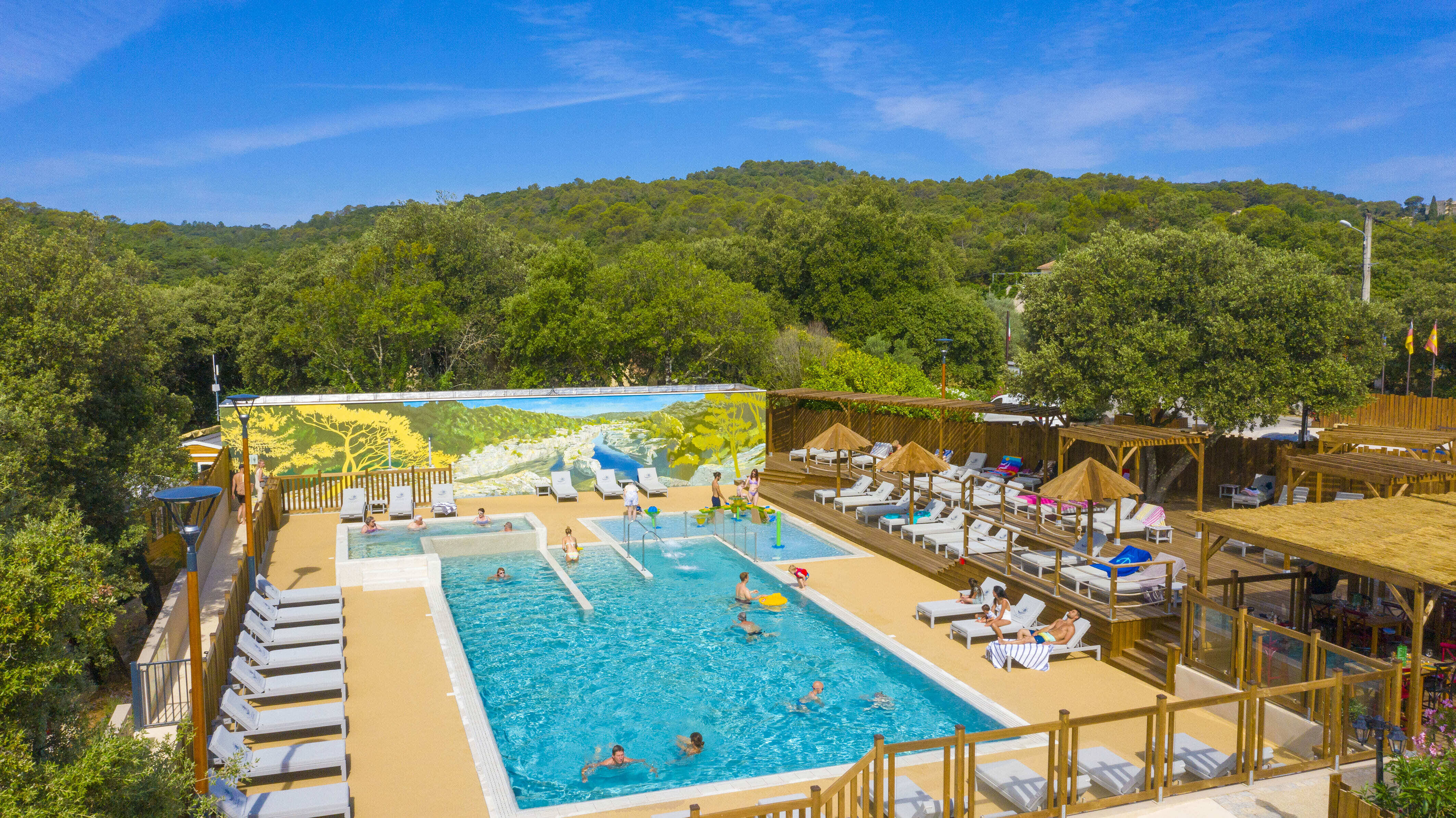 Camping Les Cascades in La RoquesurCèze, Frankrijk (2024)