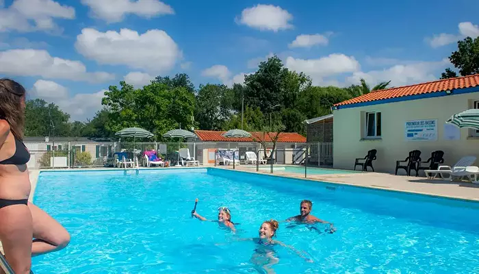 Camping Les Catalpas - Tohapi