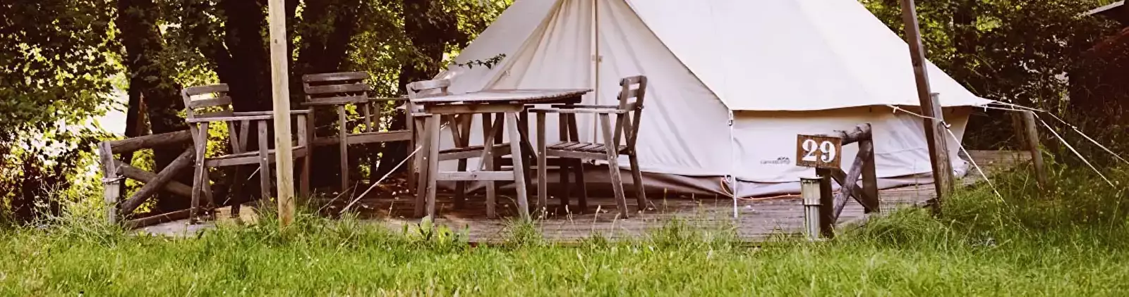 Bell tent Camping Les Chamberts