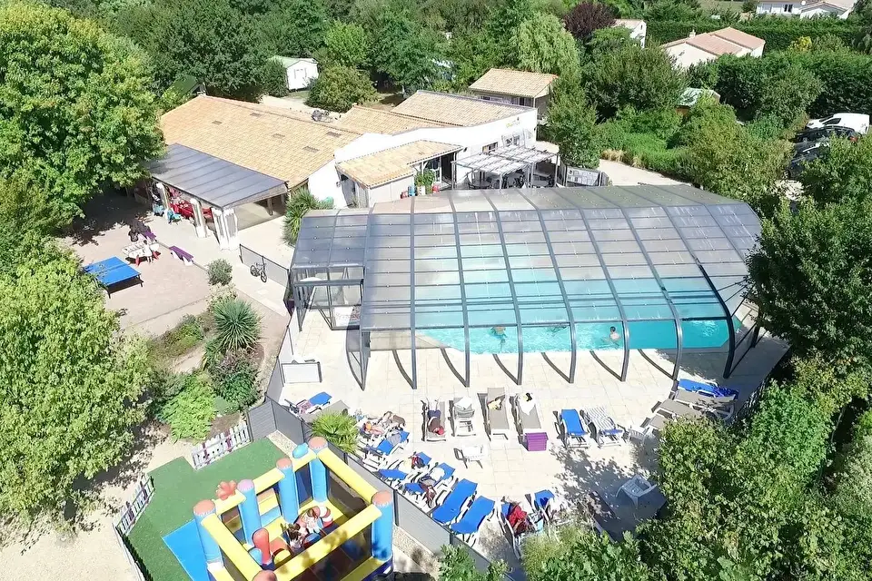 Camping Les Charmes