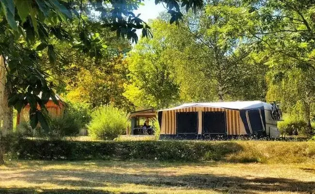 Camping Les Chaumes du Mont - Onlycamp