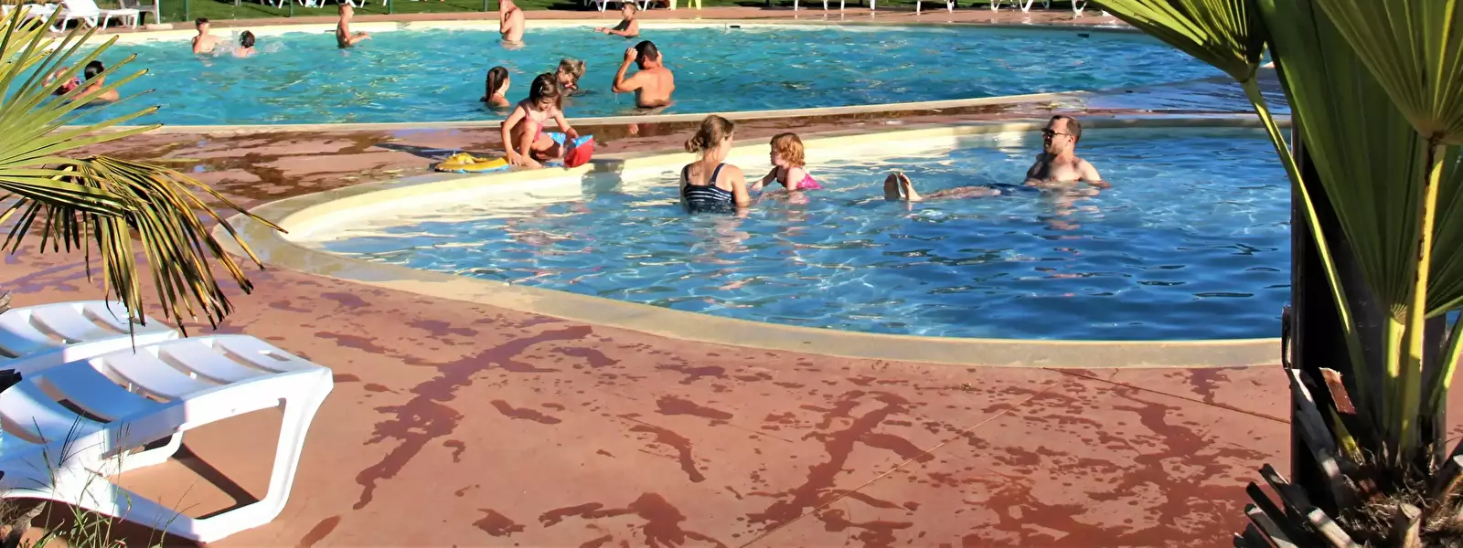 Piscina Camping Les Cigales