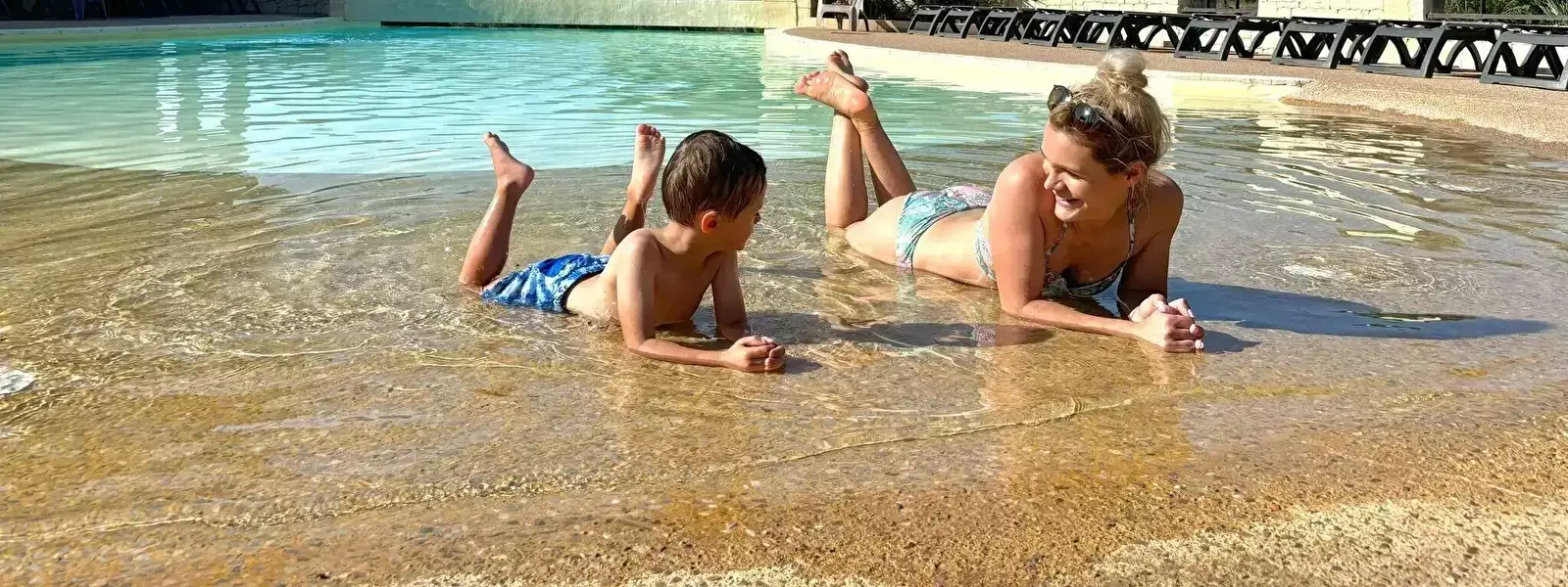 Piscina Camping Les Cigales - Tikayan