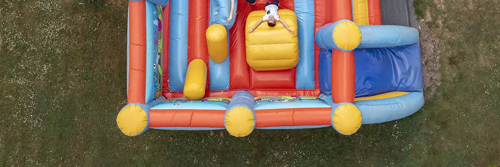 Parco giochi Camping Les Cochards