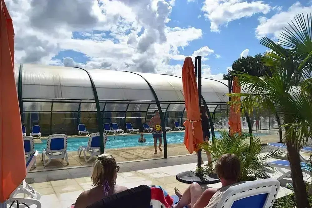 Piscina Camping Les Etangs de Plessac