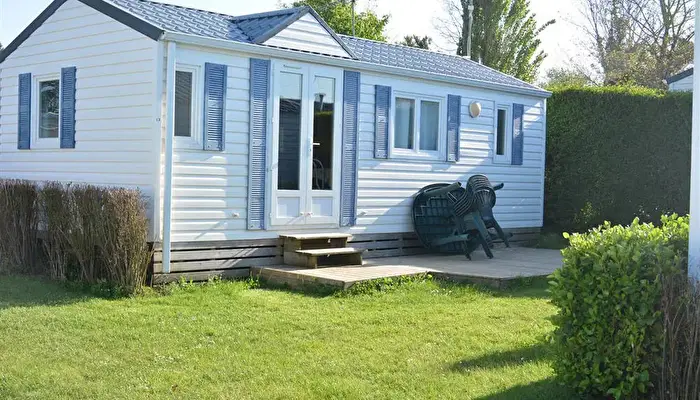 Camping Les Étangs - Onlycamp.
