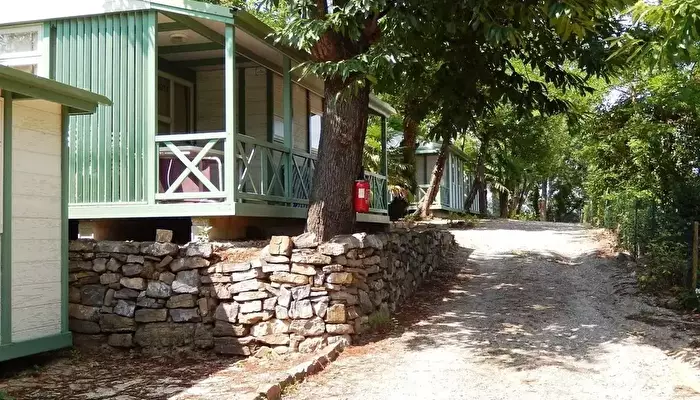 Camping Les Fauvettes