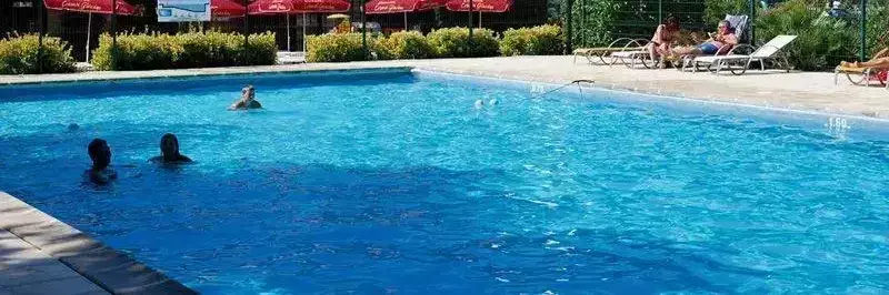 Swimming pool Camping Les Genets