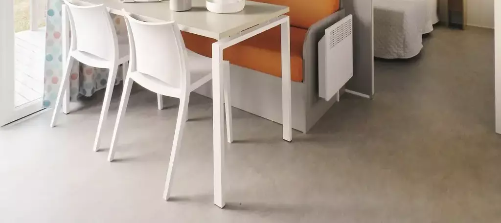 Interiør hytte-bungalow Camping Les Granges Bas