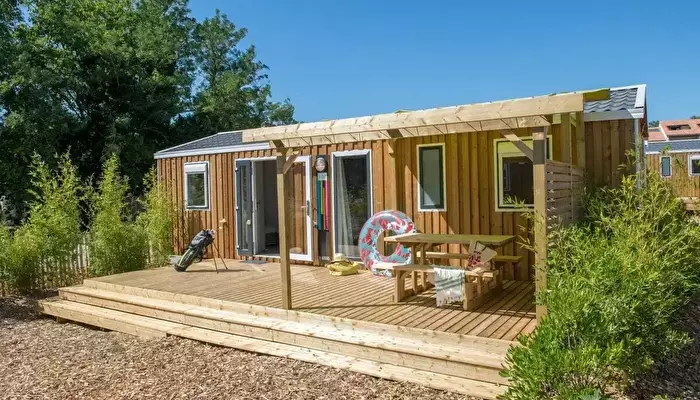 Camping Les Grenettes - Sea Green.