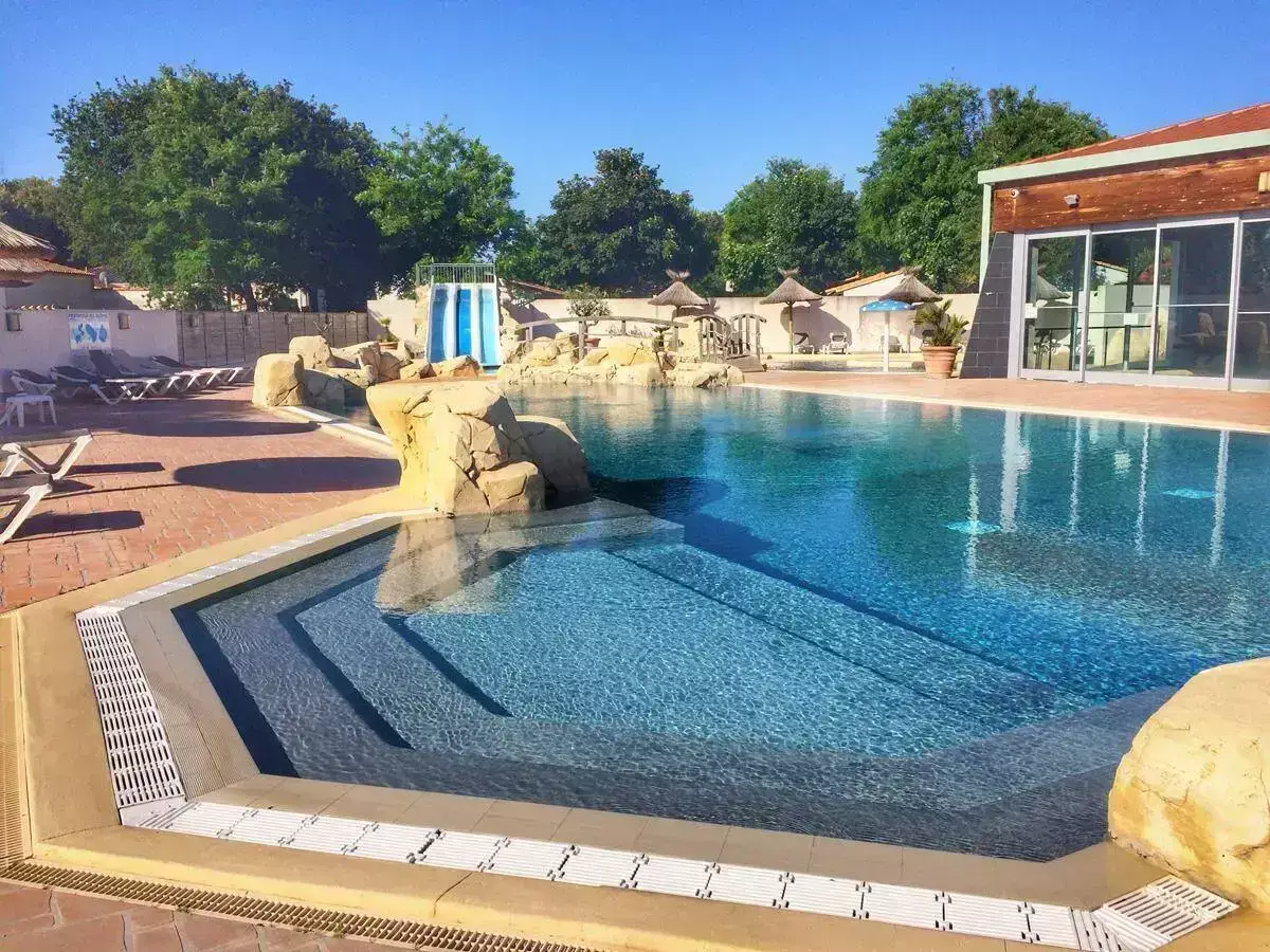 Schwimmbad Camping Les Gros Joncs