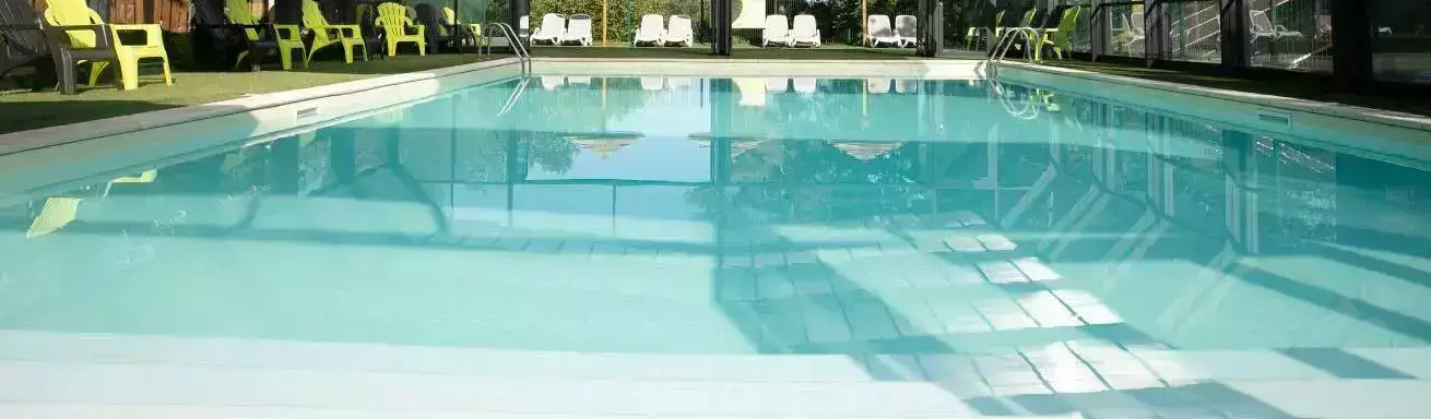 Zwembad Camping Les Hirondelles