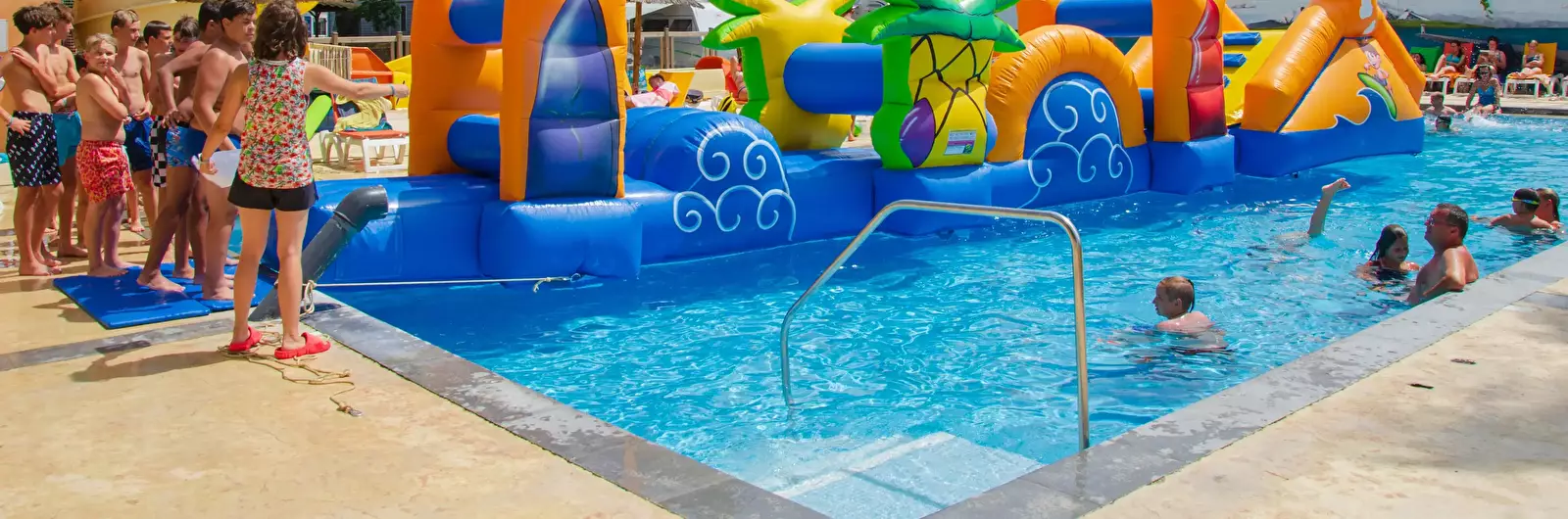 Piscina Camping Les Jardins d'Agathe
