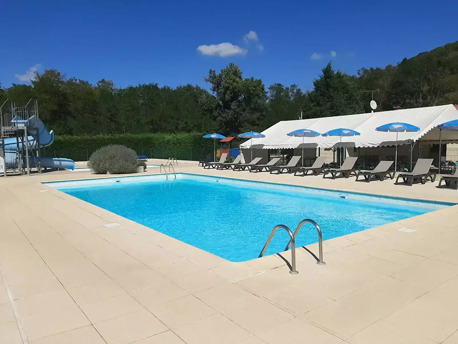 Piscina Camping Les Loges