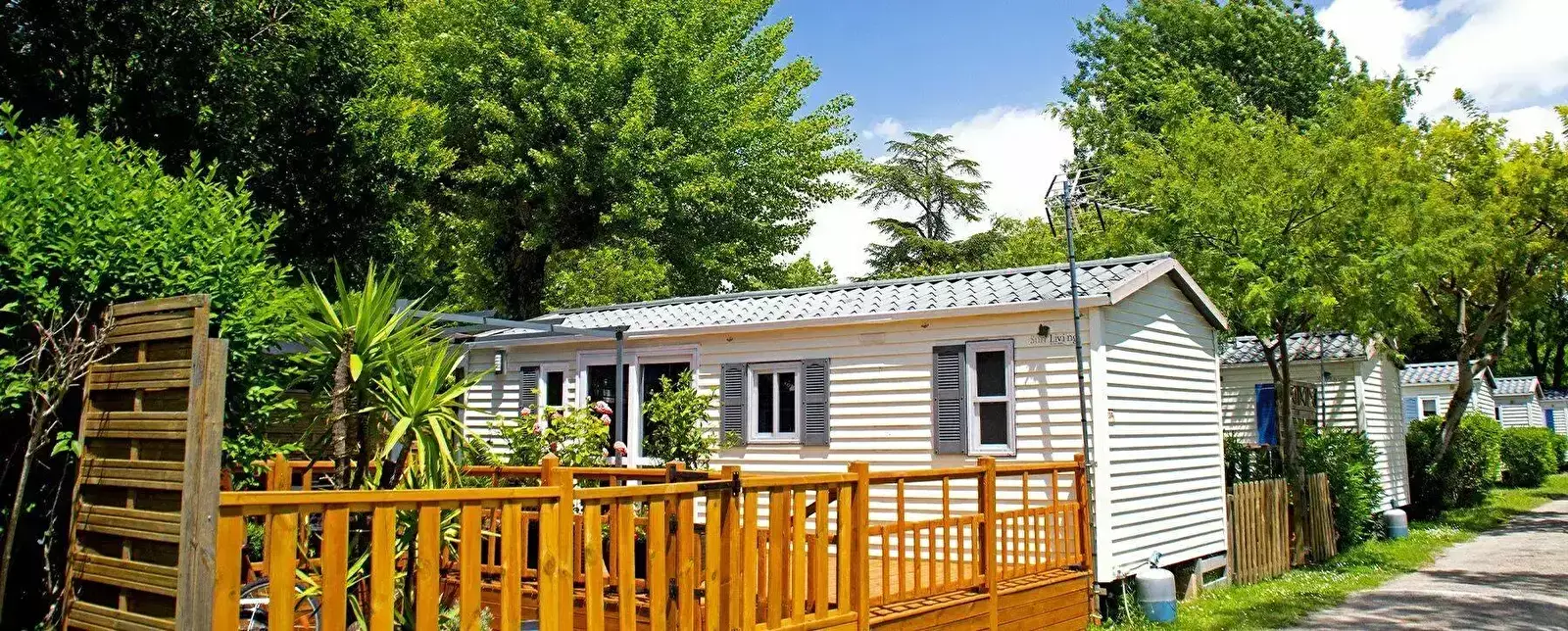 Mobilhome Camping Les Mimosas