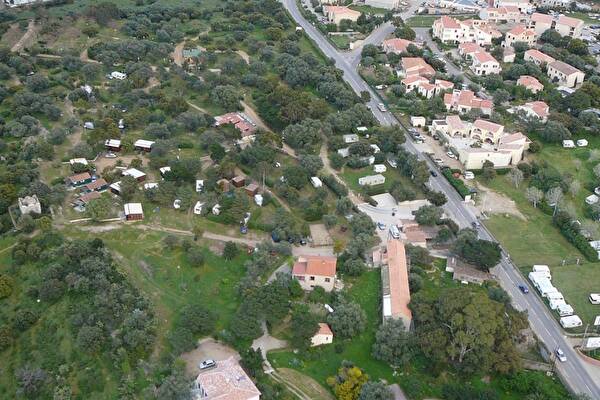 Camping Les Oliviers In Monticello France Jetcamp Com