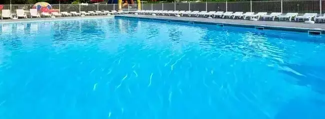 Piscina Camping Les Ondines - Flower