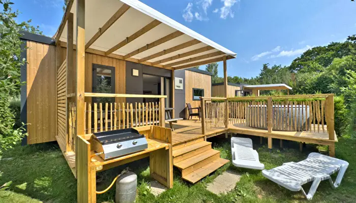 Camping Les Palmiers.