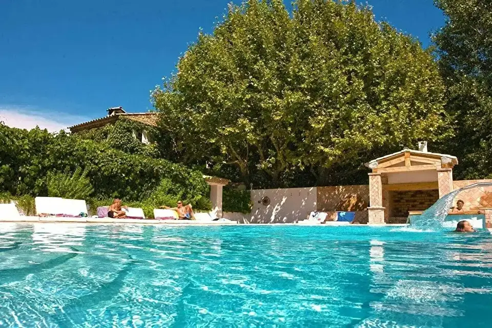 Camping Les Pêcheurs