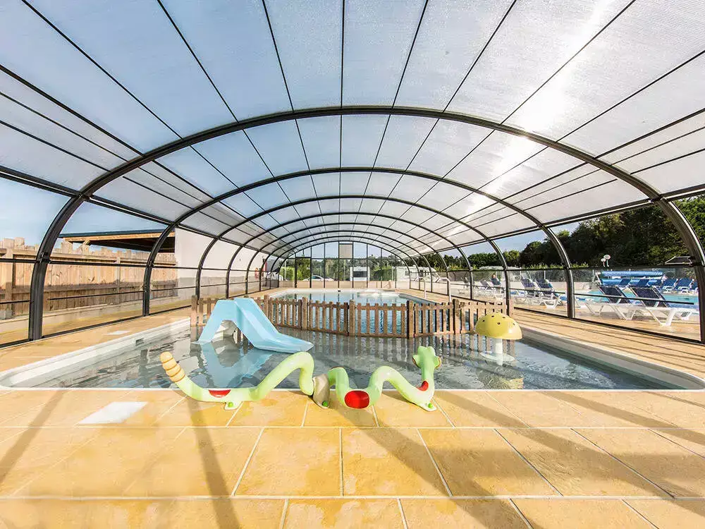 Indendørs swimmingpool Camping Les Peupliers