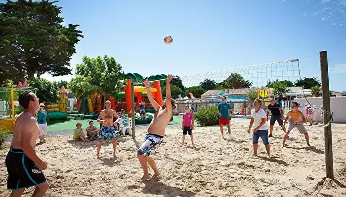 Camping Les Peupliers - Oléla.