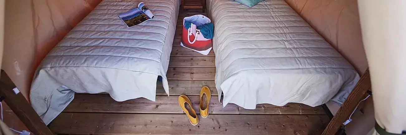 Interiør telt Camping Les Pommiers