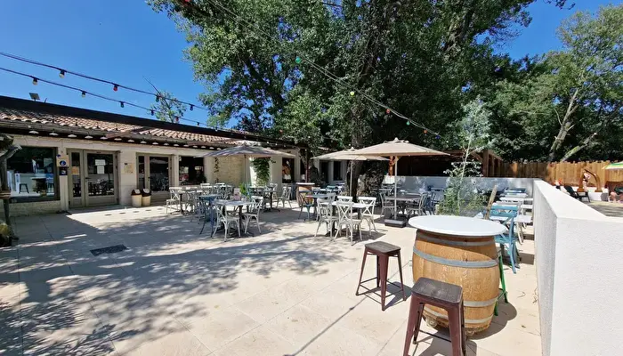 Camping Les Rives de l'Aygues.