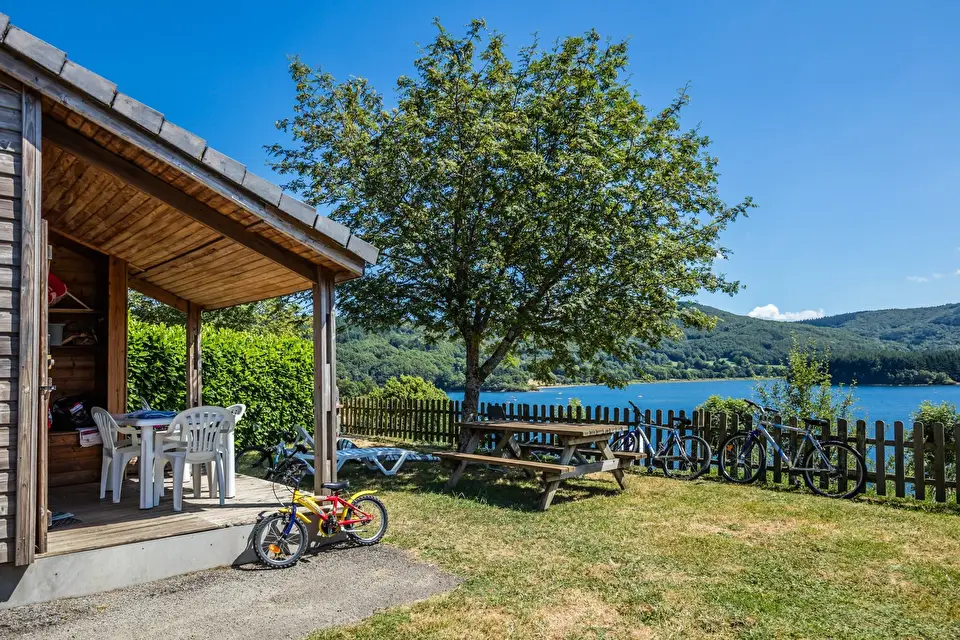 Camping Les Rives du Lac du Laouzas