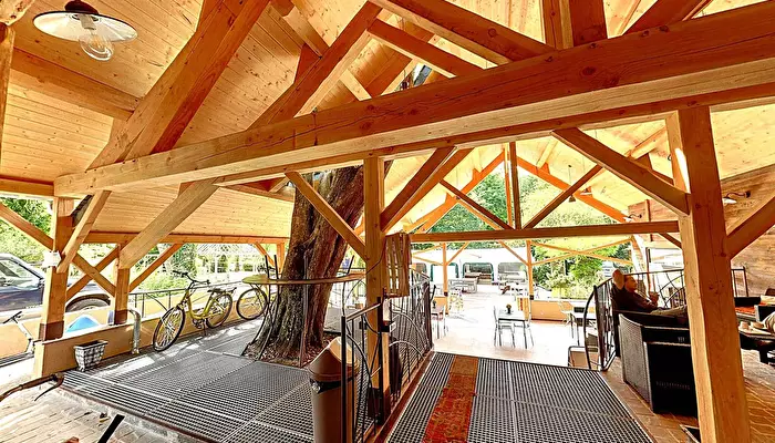 Camping les Rochers des Parcs