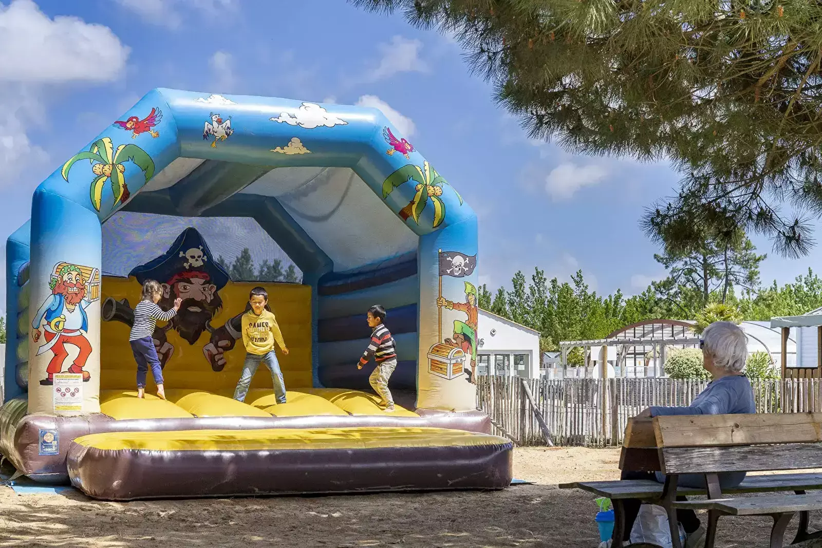Parco giochi Camping Les Rouillères