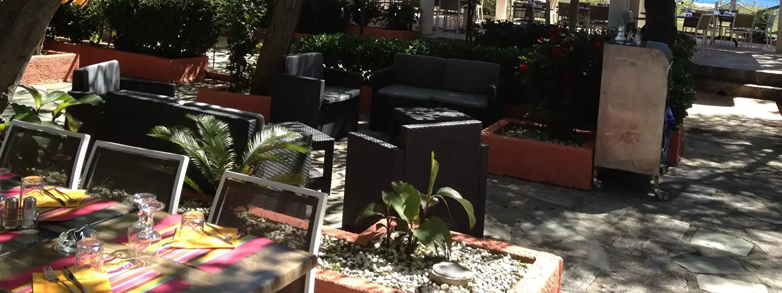 Cafe-Bar-Restaurant Camping Les Sables Rouges