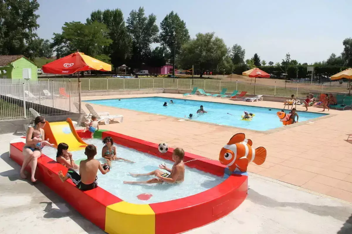 Piscina Camping Les Sablons