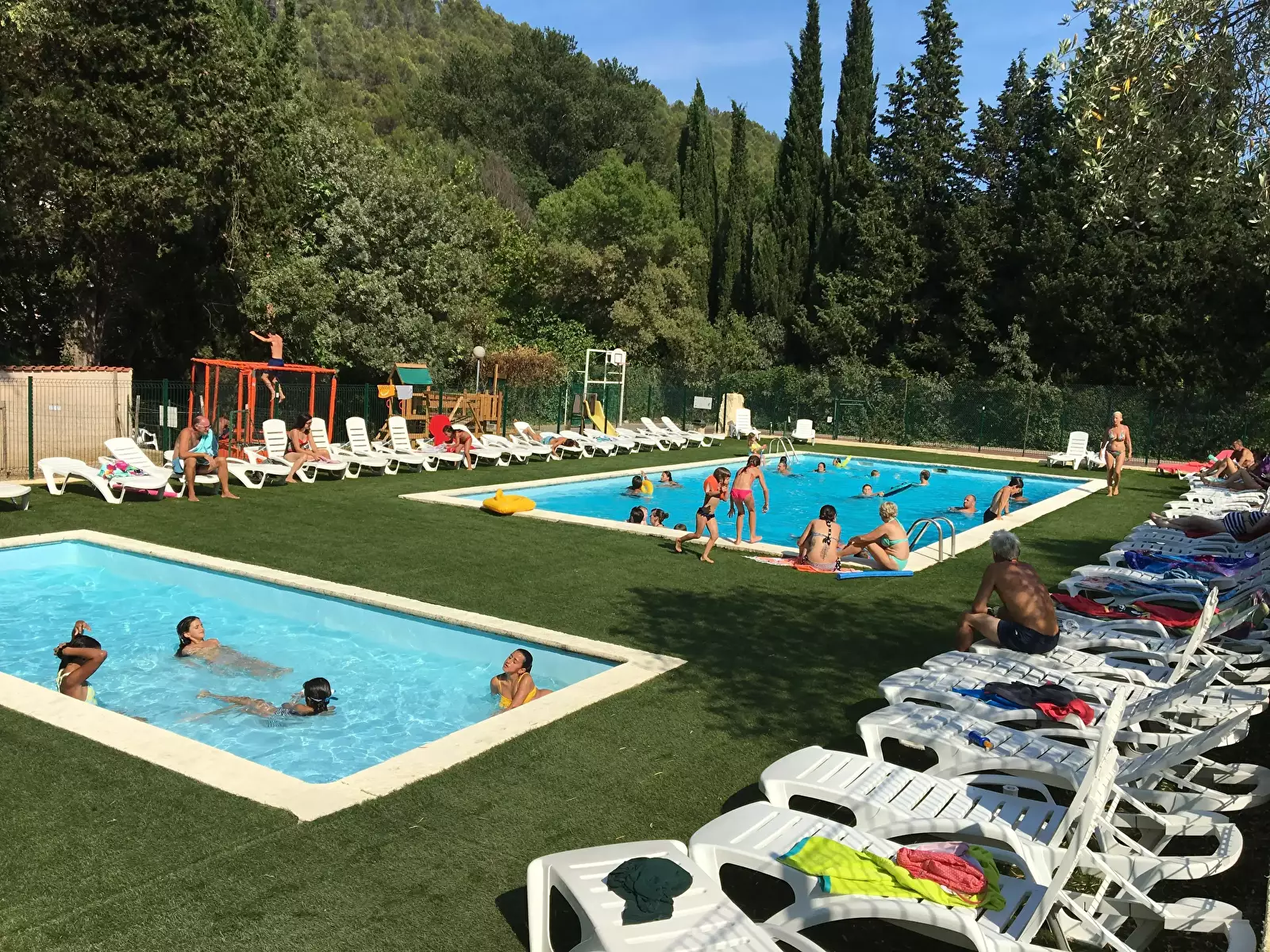 Piscina Camping Les Tomasses