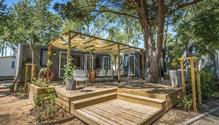 Camping Les Vagues - Sandaya.