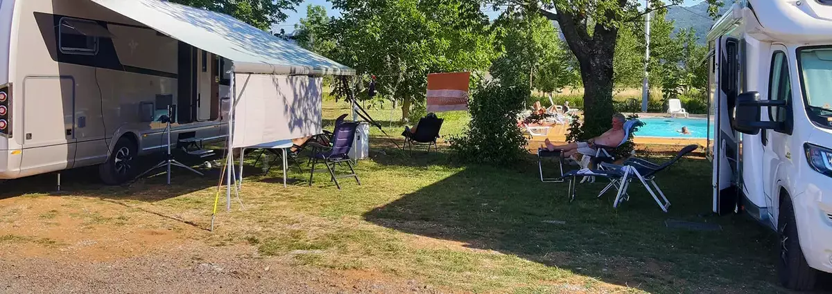 Stání pro karavany Camping Lika