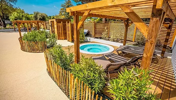 Camping L'ile Blanche - Ile de Ré.