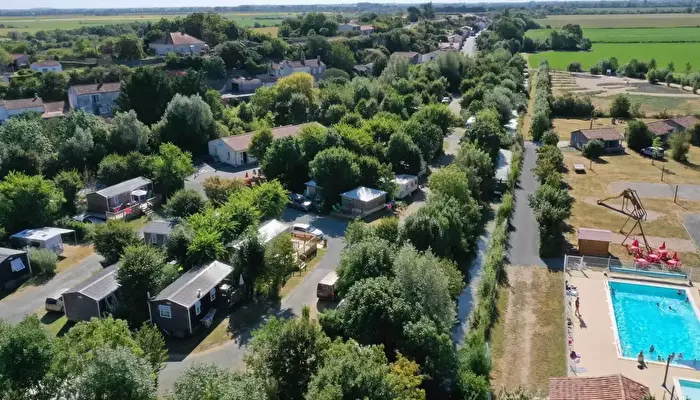 Camping L'île Cariot.