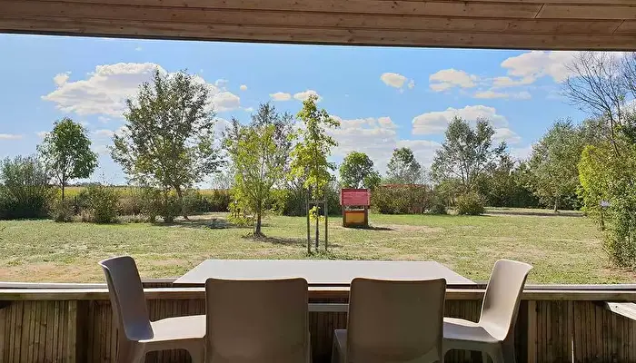 Camping l'Île Cariot.