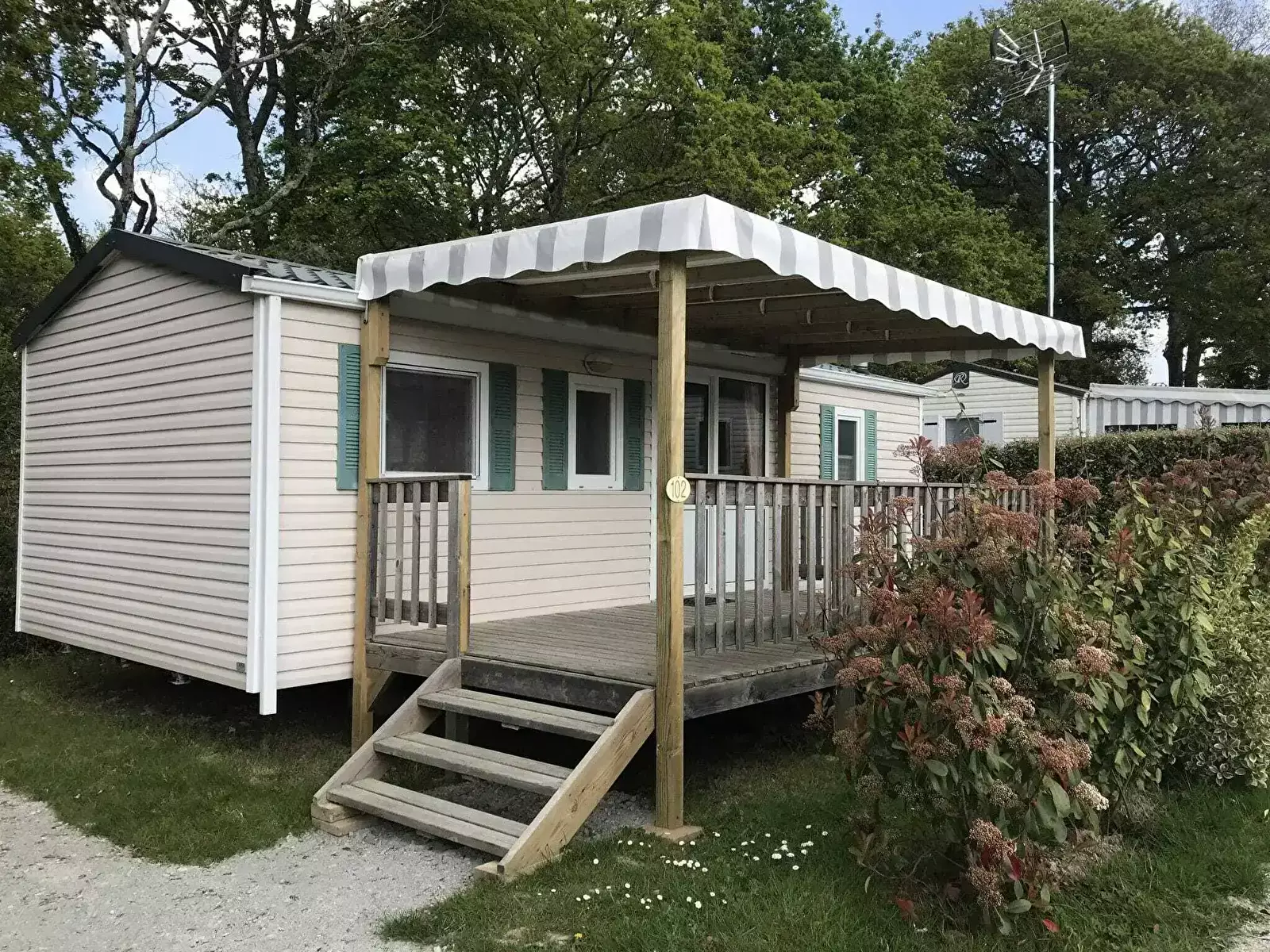Chalet-Bungalow-Huisje Camping L'île De Kernodet