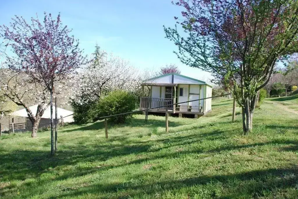 Chalet-Bungalow Camping L'oasis