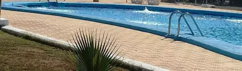 Zwembad Camping Los Naranjos