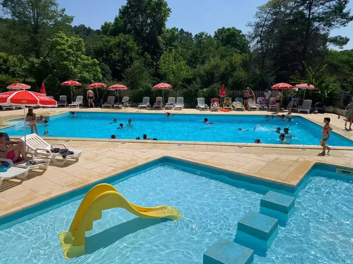 Zwembad Camping maeva Escapades La Castillonderie