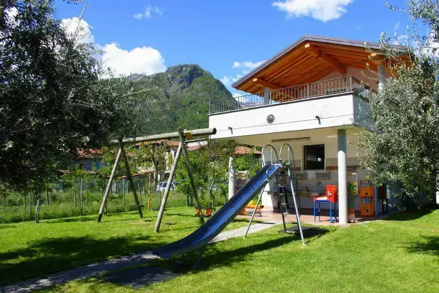 Playground Camping Magic Lake