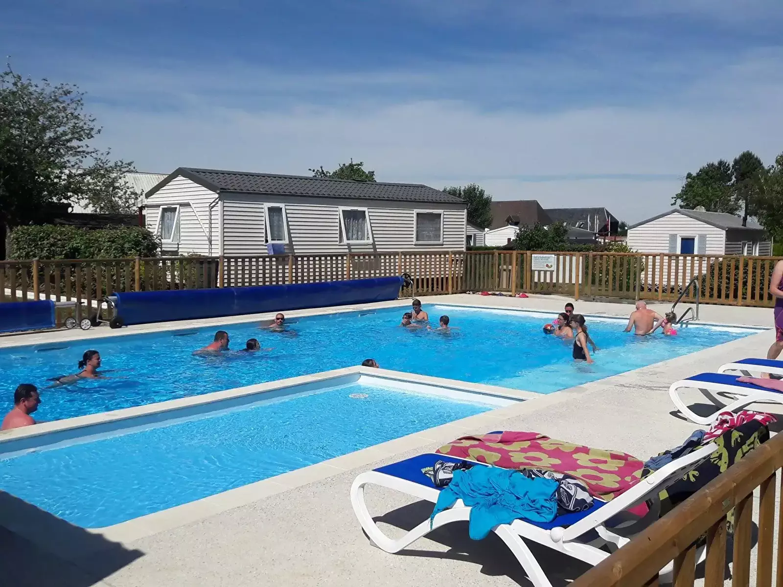 Piscina Camping Maupassant