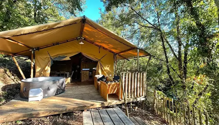 Camping Moulin de Chaules.