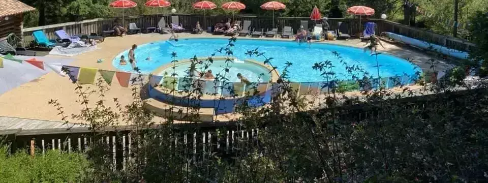 Piscina Camping Namasté